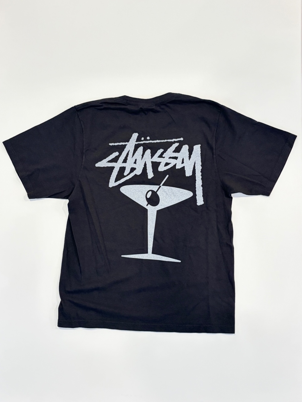 Stüssy Martini Pigment Dyed Tee in Black size Small